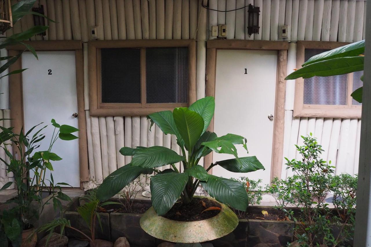 Stay With Me Guest House Chiang Mai Bagian luar foto